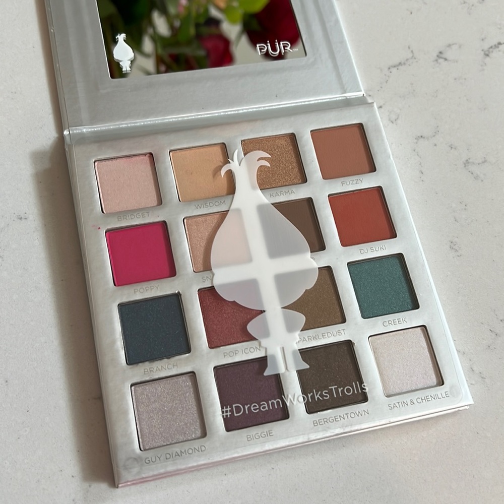 PUR beauty Trolls palette